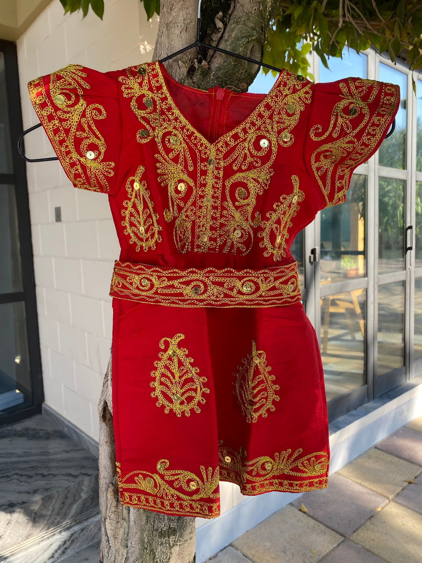 Girl's Red Jalabiyah