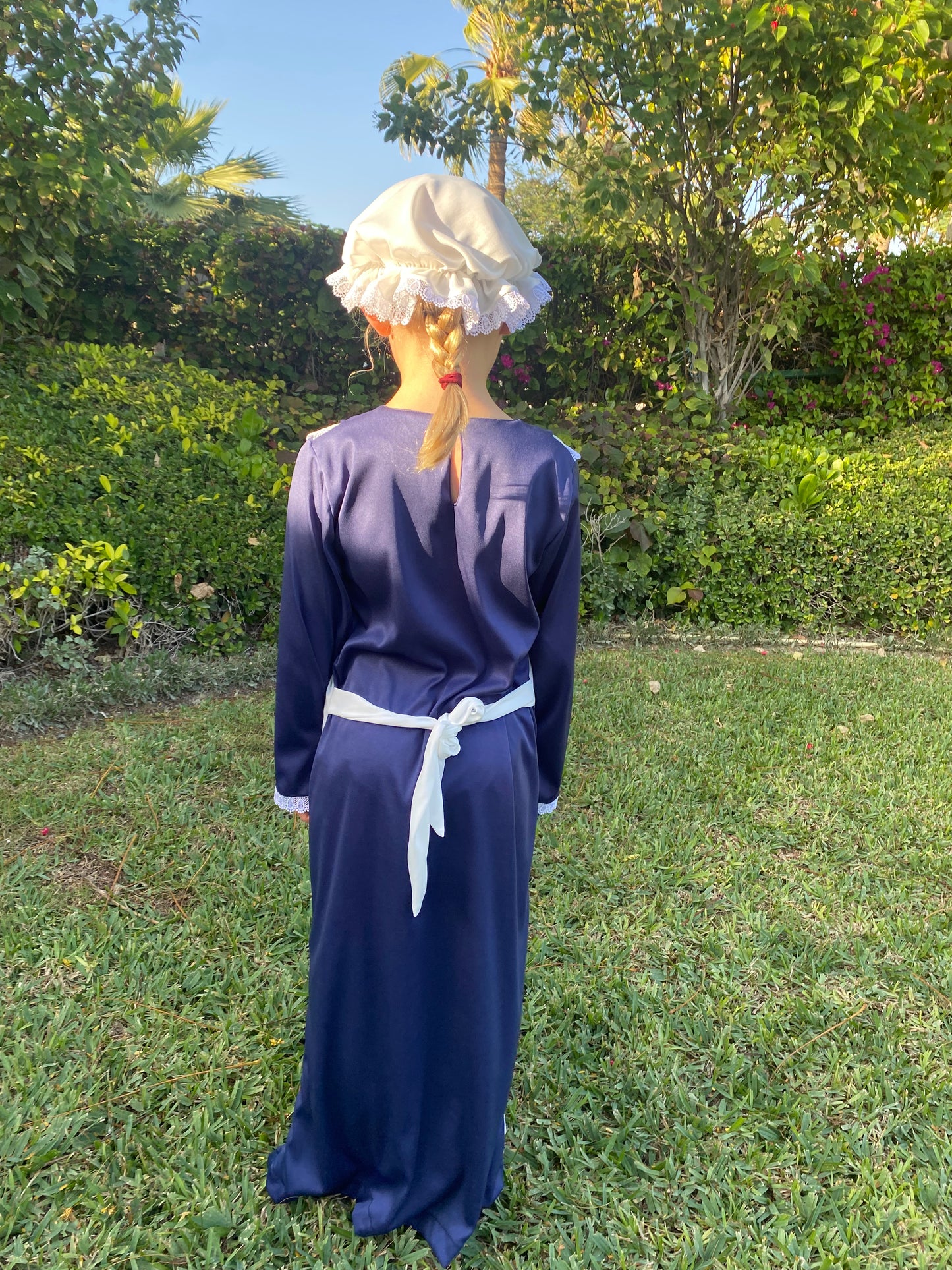 Medieval Girls Costume & Hat