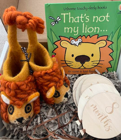 Lion Newborn Gift Box